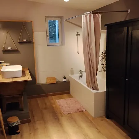 Maison A La Campagne Le Clos Locha Vakantiehuis Épercieux-Saint-Paul